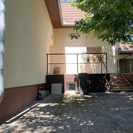 Joerghy Haus Konukevi *